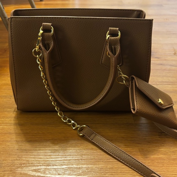 Steve Madden Tan colored handbag crossbody Gold Hardware Keychain wallet NWOT - Picture 12 of 16